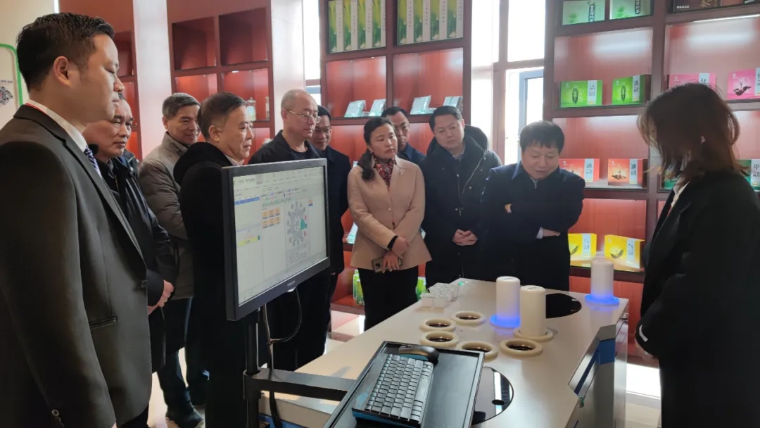 DIwmuHdZBu.jpg DIwmuHdZBu.jpg